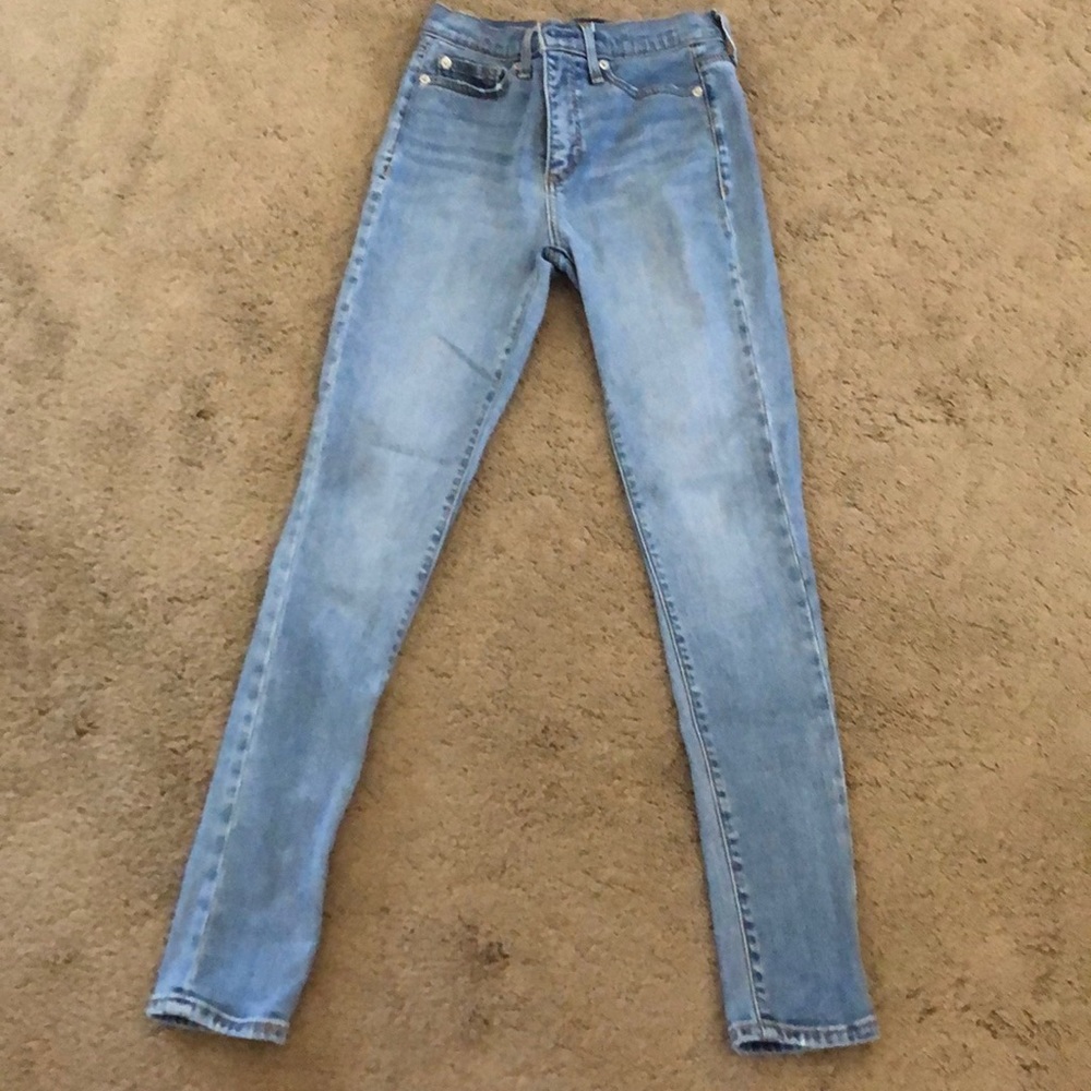 Gap True Skinny